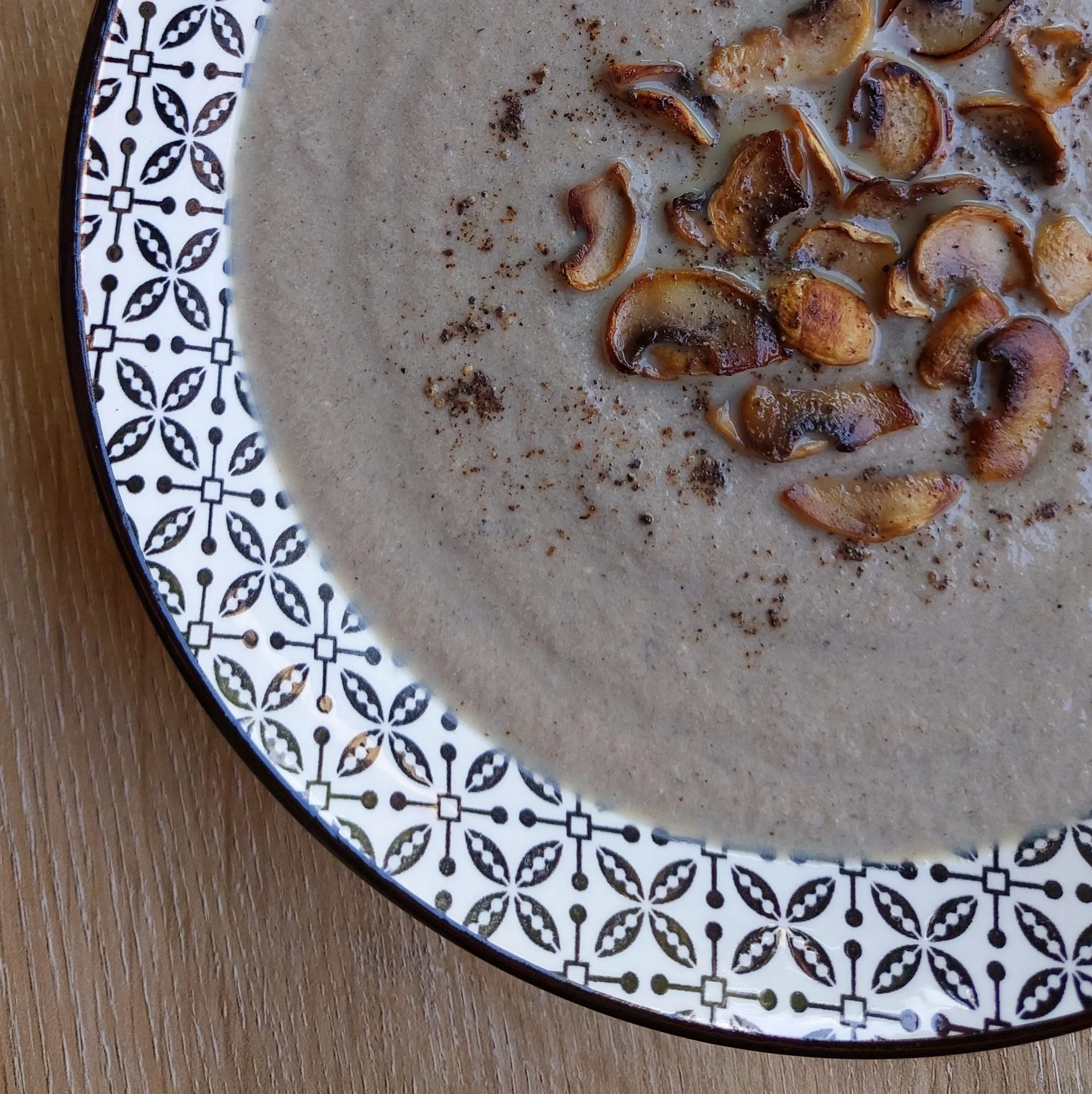 Vegan High Protein Mushroom Soup